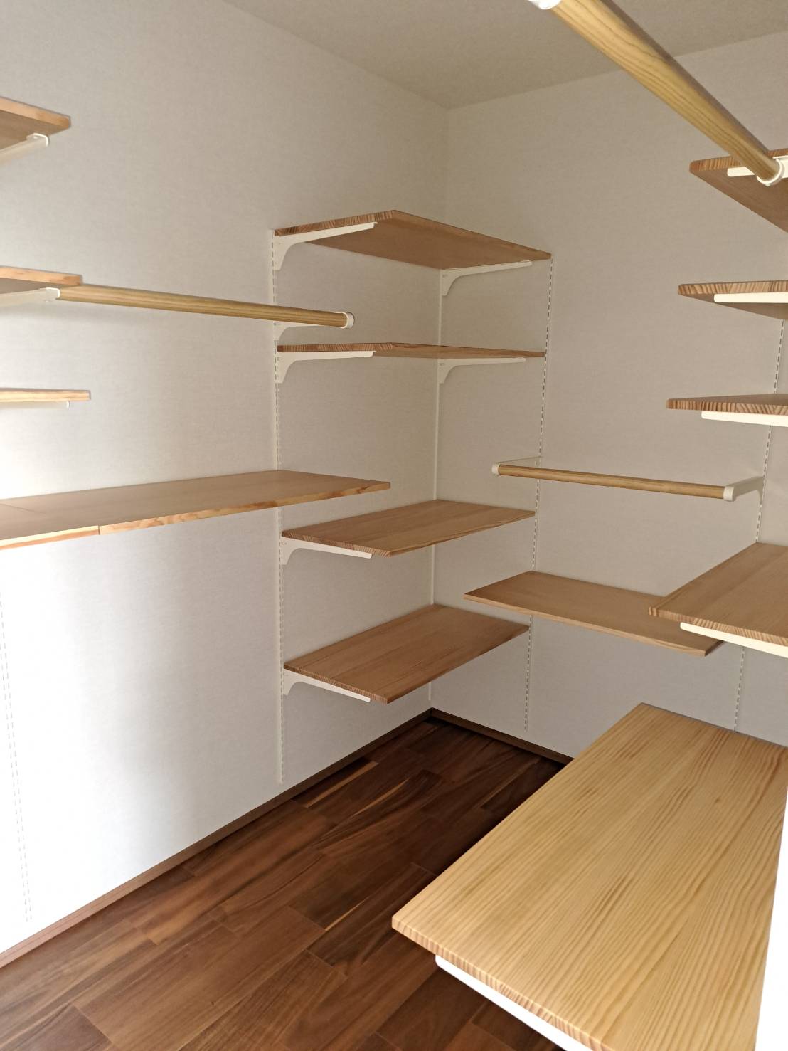 滋賀県草津市下笠新築美装工事