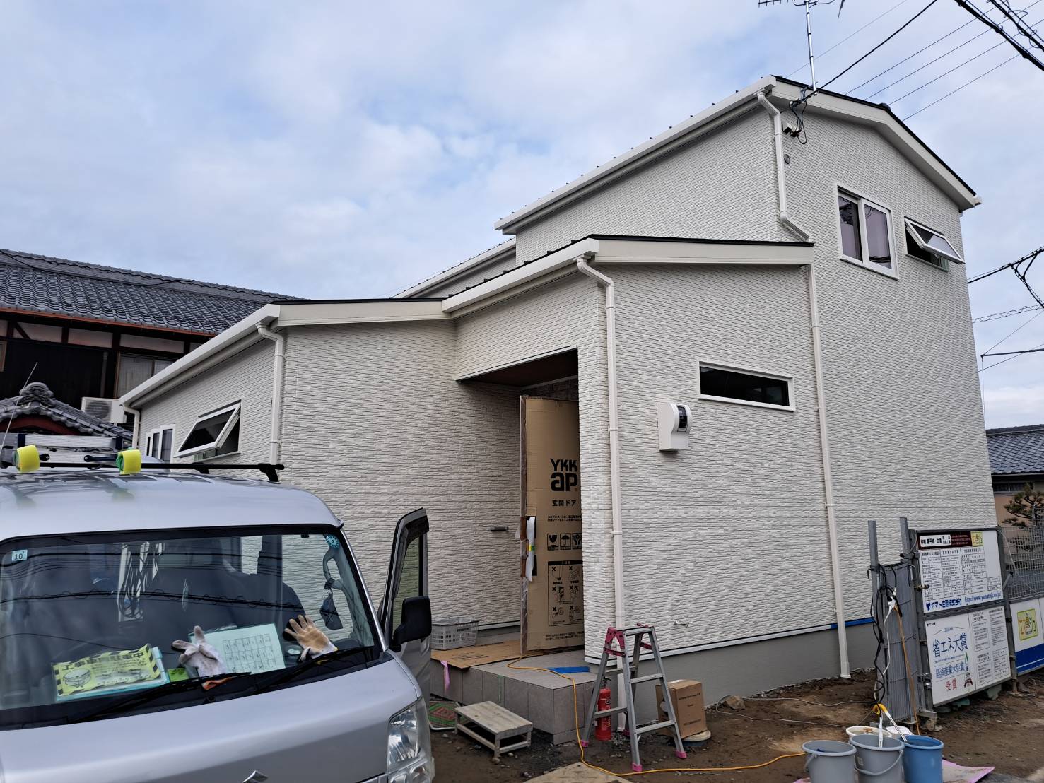 滋賀県草津市北山田町新築美装工事を実施