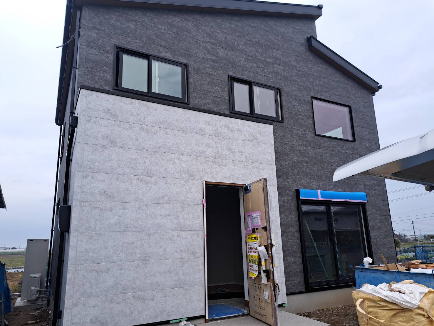 滋賀県野洲市五条新築美装工事