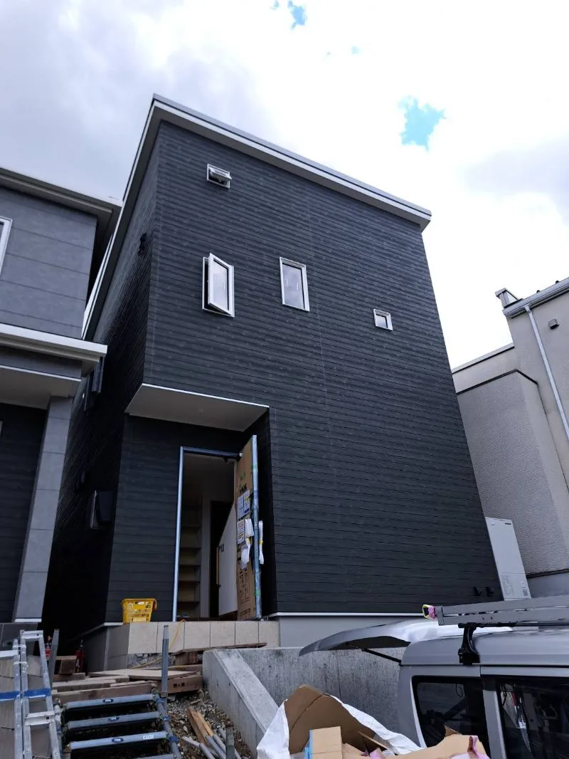 滋賀県草津市矢橋 新築美装工事を実地